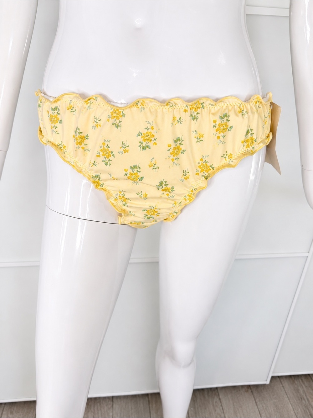 💦 FRANKIES BIKINIS NWT Arabella Yellow Floral Coquette Bikini Bottom Sz Small